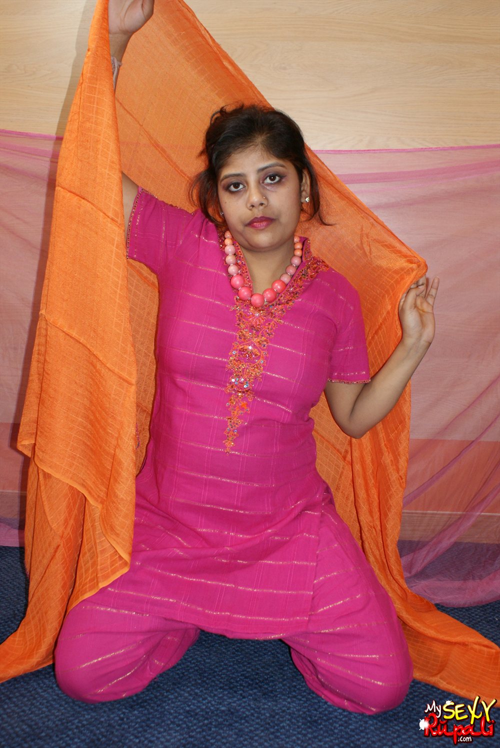 Pic gal33 Rupali in rajhastani dress. 